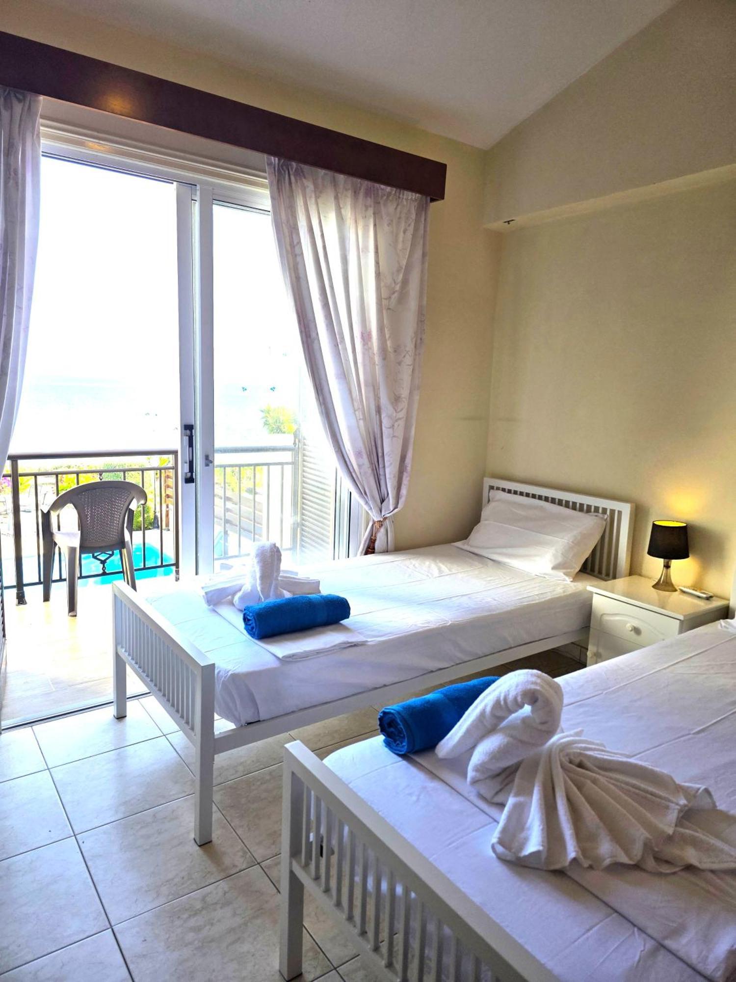 H&O Sunrise Villa In Coral Bay! エクステリア 写真